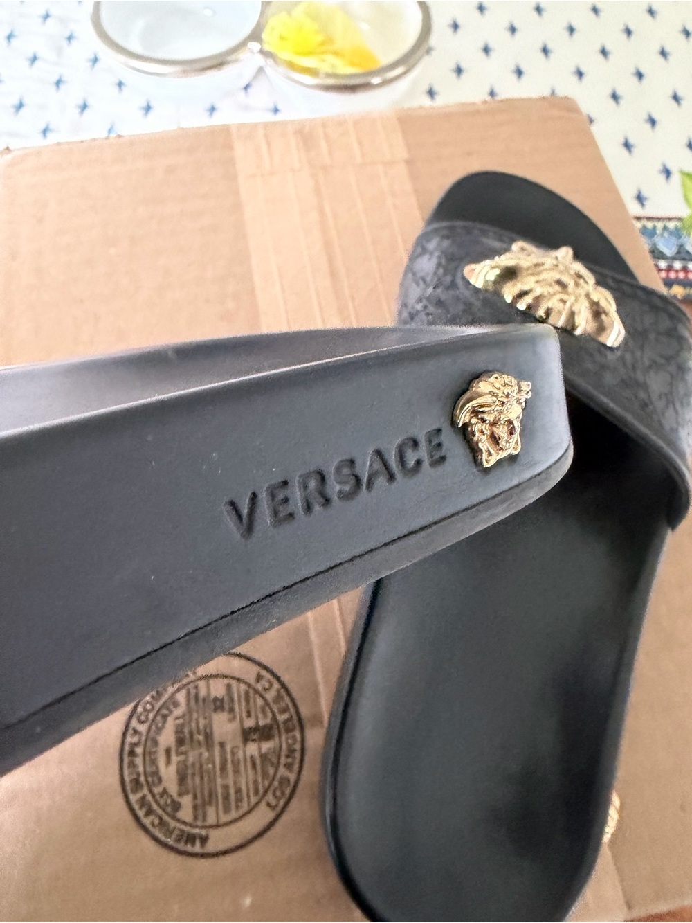 Versace designer Italian slides black Italian slides ladies size 8 resort wear - Picture 10 of 11